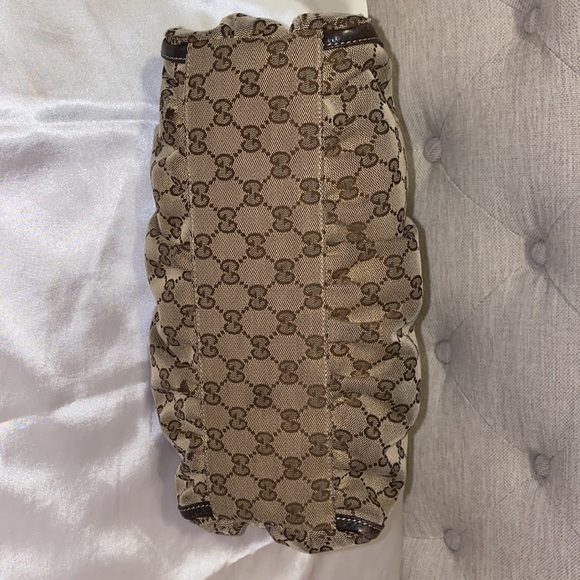 Gucci Handbag  GG Canvas Brown Leather Trim - Picture 6 of 8